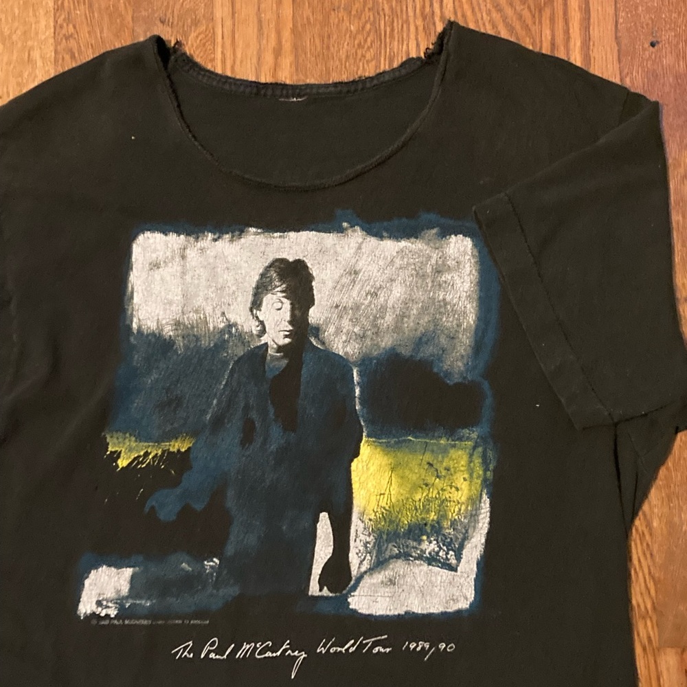 Vintage Paul McCartney World Tour 1989-90 Single Stitch crop neck Shirt Beatles